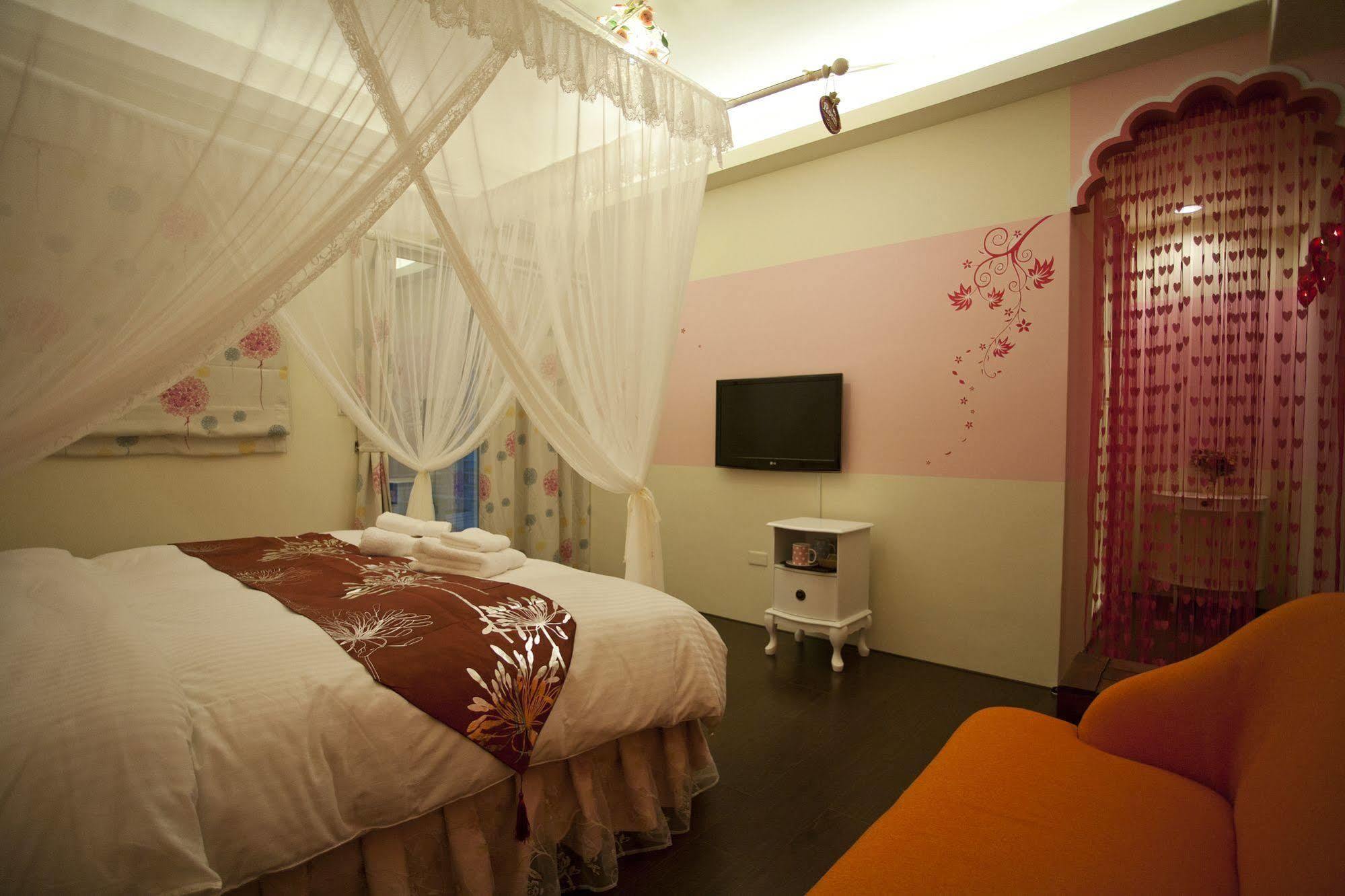 Sweet Rainbow B&B Kota Hualien Bagian luar foto