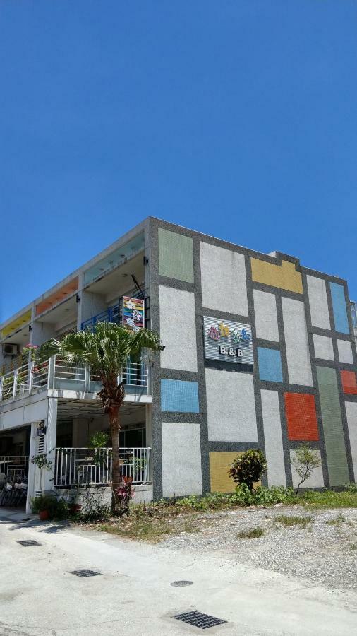 Sweet Rainbow B&B Kota Hualien Bagian luar foto